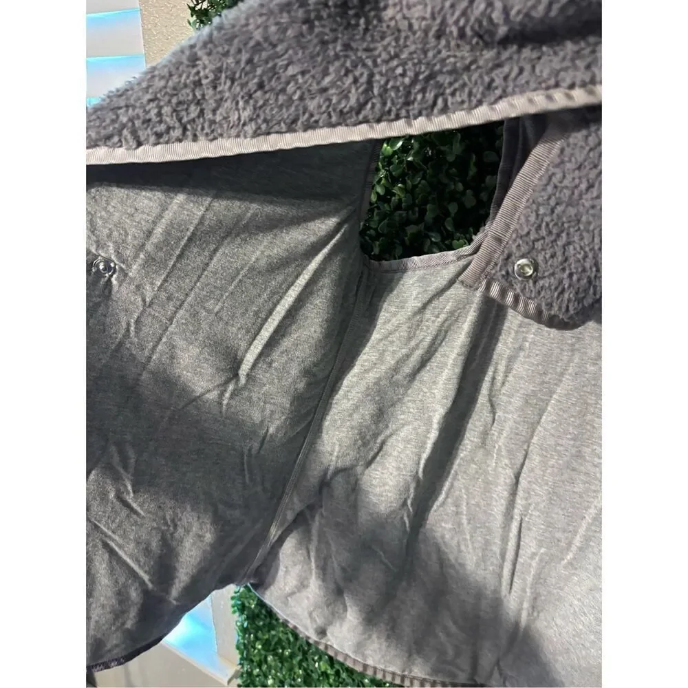 Ivivva Girl 14 Vest Top Gray Reversible Snap Fleece Collar Sleeveless Knit
